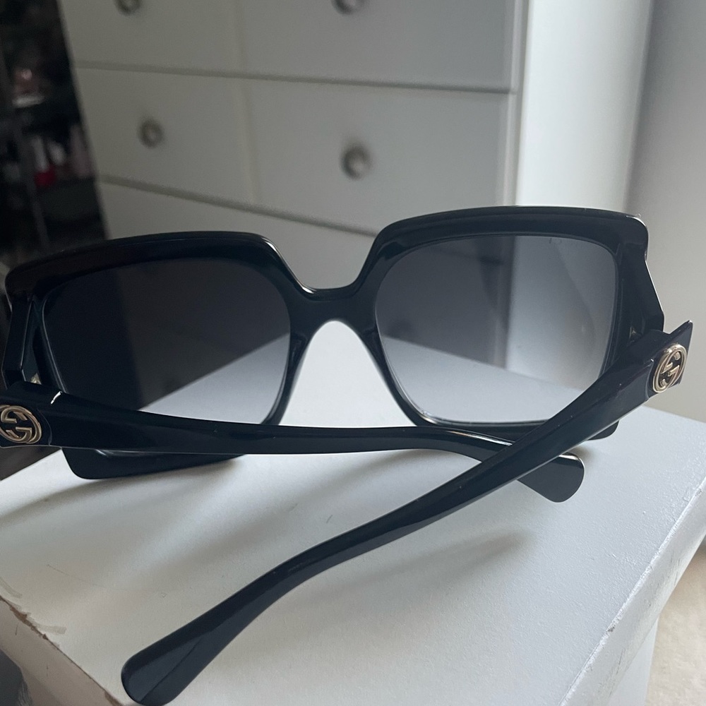 Gucci Logo 59MM Oversized Square Sunglasses - Picture 3 of 4